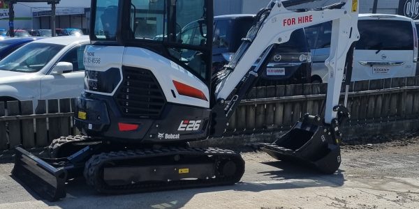 Bobcat 2.6T Excavator